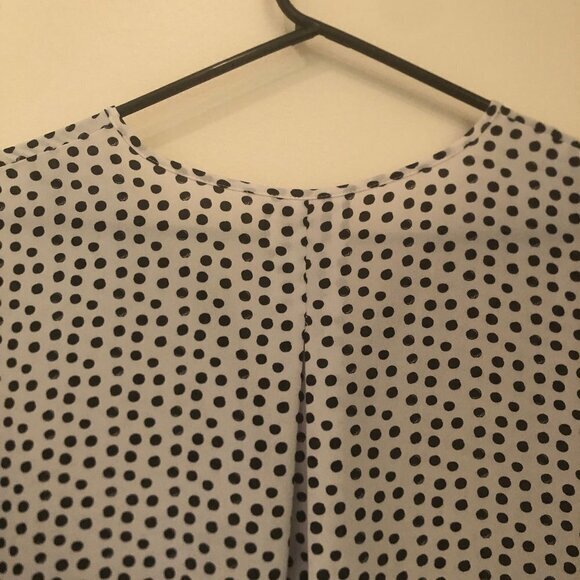 Max Studio short-sleeve blouse sz S - Picture 8 of 10